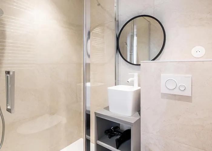 Apartamento Chez Simone - Neuf - De Gamme - Tram - Proche Centre-ville - Confort - Climatisation